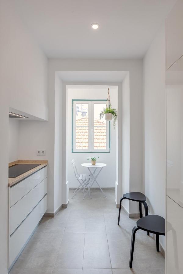 Lisboa Sunny House - Bright 2 Bedroom Apartment W/ Office المظهر الخارجي الصورة