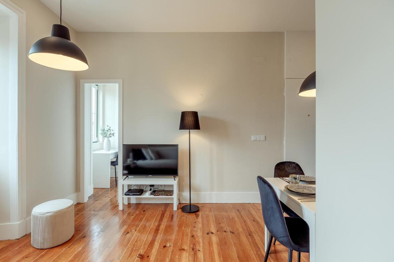 Lisboa Sunny House - Bright 2 Bedroom Apartment W/ Office المظهر الخارجي الصورة